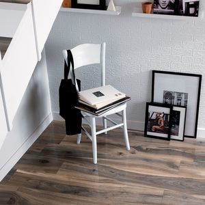 piastrella in gres porcellanato 1