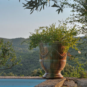 vaso da giardino in laterizio