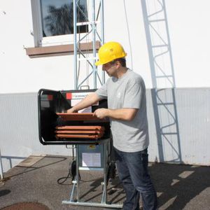 piattaforma elevatrice per uso domestico / inclinata / da esterno / automatizzata