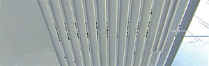 controsoffitto in metallo / a doghe / acustico / con climatizzazione integrata