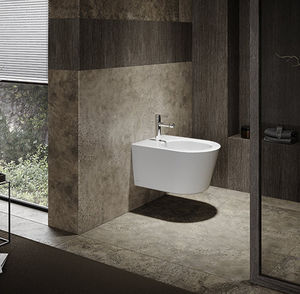bidet sospeso