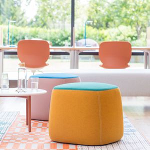 pouf moderno