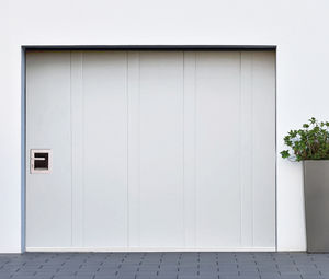 porta sezionale laterale per garage 1