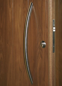 maniglia a tirante per porta