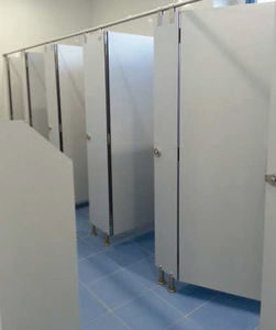cabina WC in legno