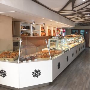 vetrina refrigerata espositiva / illuminata / per pasticceria / per panetteria