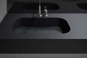 piano lavabo in resina 1