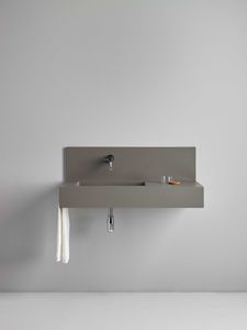 piano lavabo in resina 1