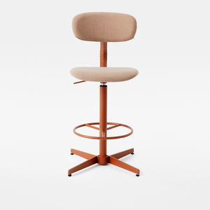 sgabello contemporaneo