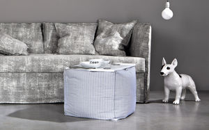 pouf moderno