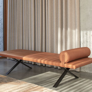 divanetto imbottito design