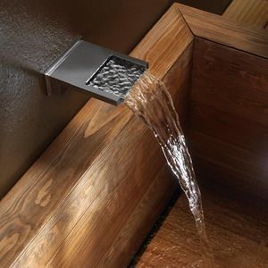 bocca per vasca in ottone cromato