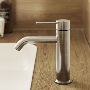 miscelatore per lavabo 1