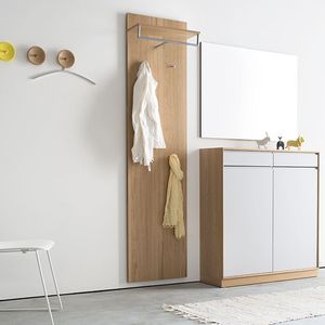 mobile a muro ingresso