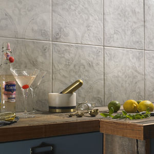 piastrella in ceramica
