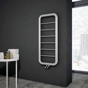 scaldasalviette ad acqua calda 1