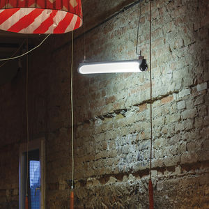 luce a sospensione 1