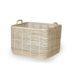 cesto per biancheria in rattan