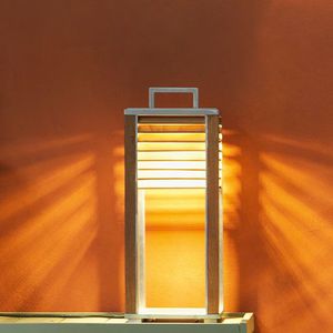 lampada da tavolo 1