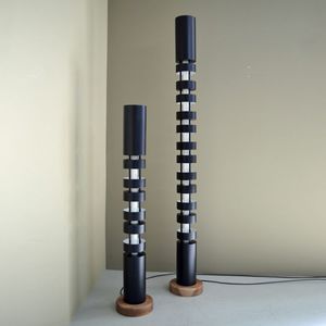 colonna luminosa contemporanea