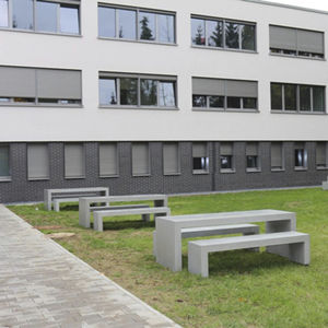 set tavolo e panca contemporaneo 1