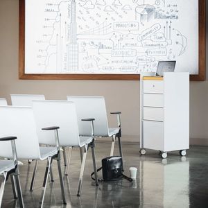 mobiletto a rotelle per superfici di lavoro 1
