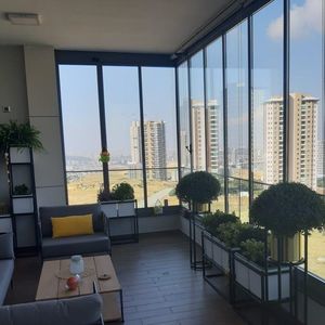 finestra balcone in metallo