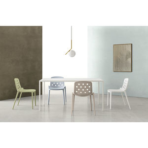 sedia contemporanea