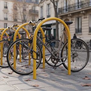 rastrelliera per biciclette a pavimento 1