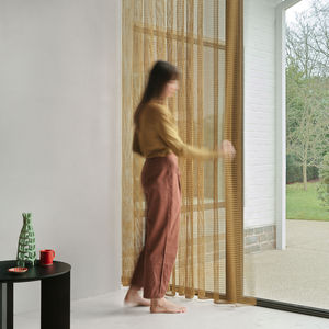 tendina voile con motivi geometrici