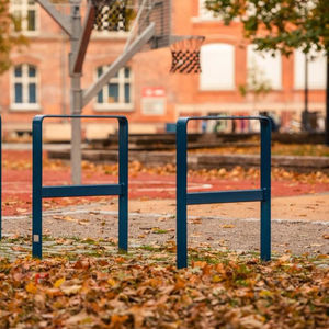 rastrelliera per biciclette a pavimento