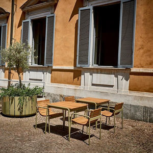 sedia contemporanea 1