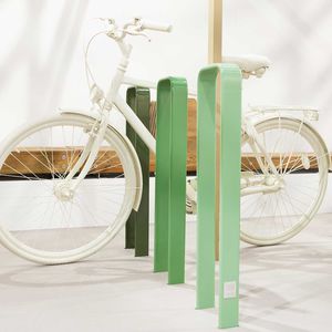 rastrelliera per biciclette a pavimento