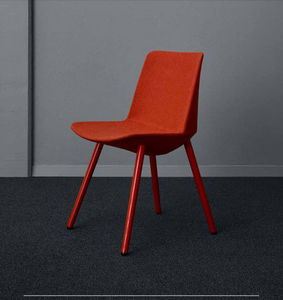 sedia visitatore contemporanea 1