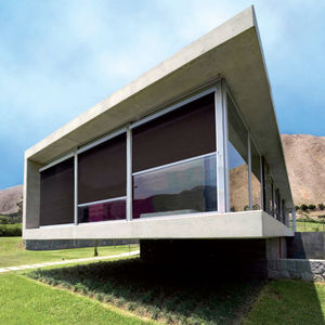 tenda avvolgibile a rullo con cassonetto