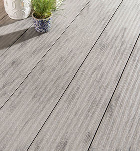 listone per esterno in legno composito
