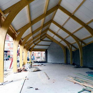 portale in legno lamellare