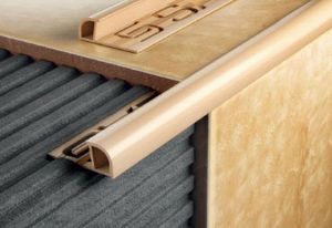 profilo di finitura in PVC 1