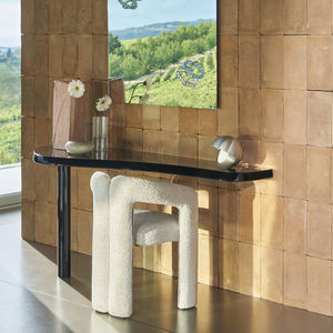tavolo d'appoggio contemporaneo 1