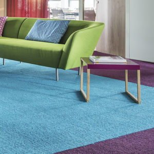 moquette a quadrotte
