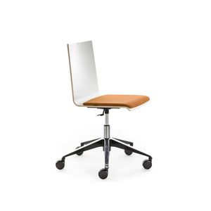 sedia contemporanea