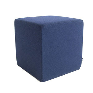 pouf moderno