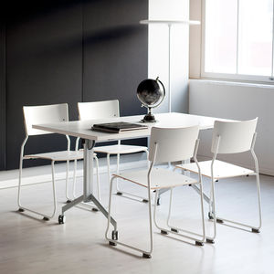 sedia visitatore contemporanea