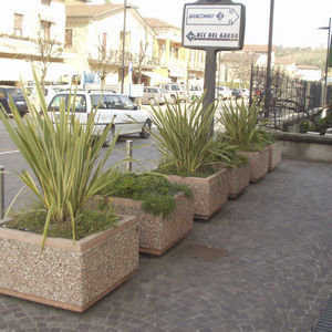 fioriera in calcestruzzo
