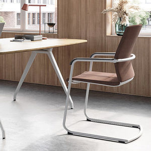 sedia visitatore contemporanea 1