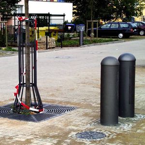colonna di distribuzione elettrica / in acciaio galvanizzato / in alluminio / fissa