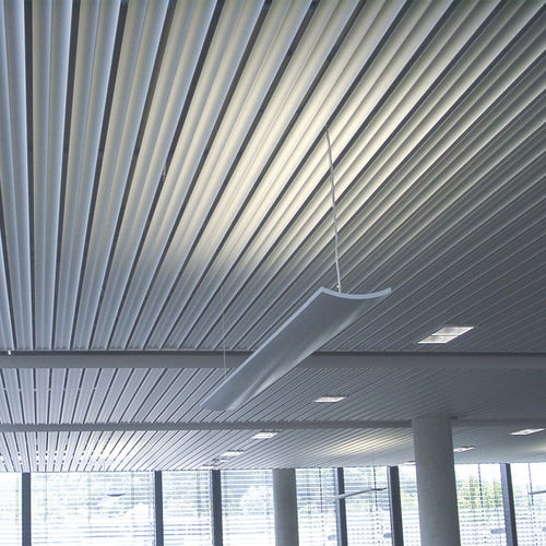 Controsoffitto in alluminio - SOFTLINE 4 - P. LEMMENS COMPANY - in pannelli / per ufficio / indoor