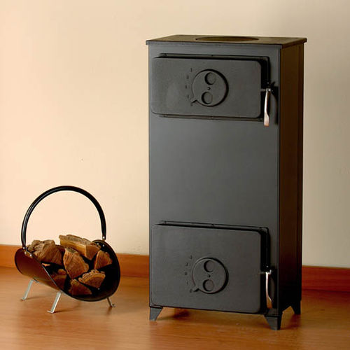 Stufa a legna - MARBURG B - Thorma Vyroba k.s. - 5 kW...10 kW / da appoggio / contemporanea