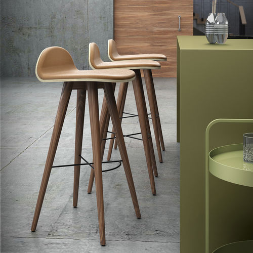 Sgabello da bar contemporaneo - SEED High - AROUNDtheTREE Design - in pelle / in tessuto / in sughero