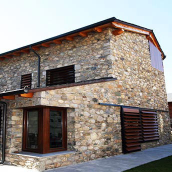 Persiana scorrevole - Tamiluz - a lamelle / in legno / per finestra